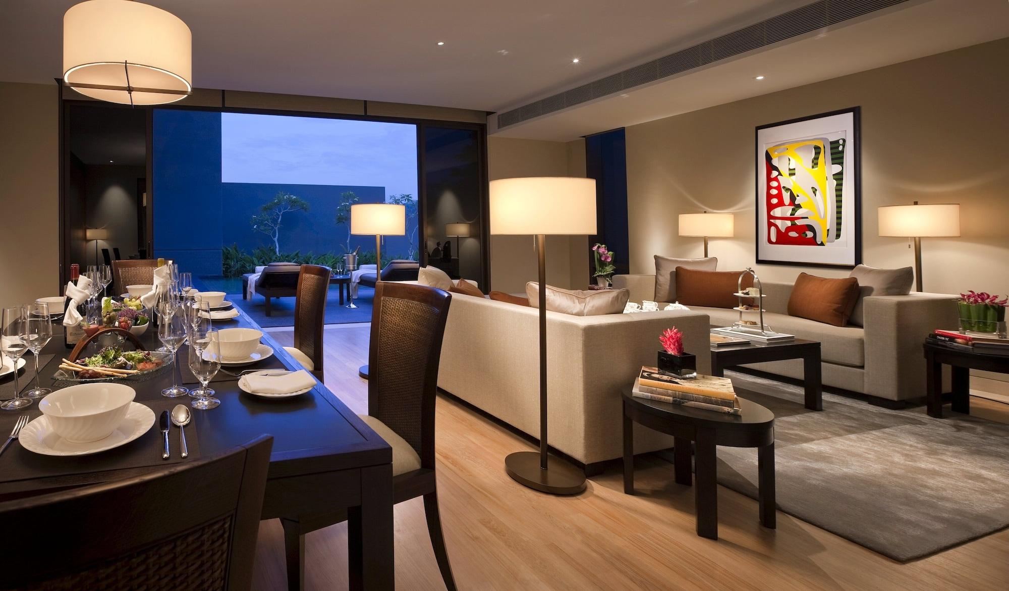 Hotel Capella 5*